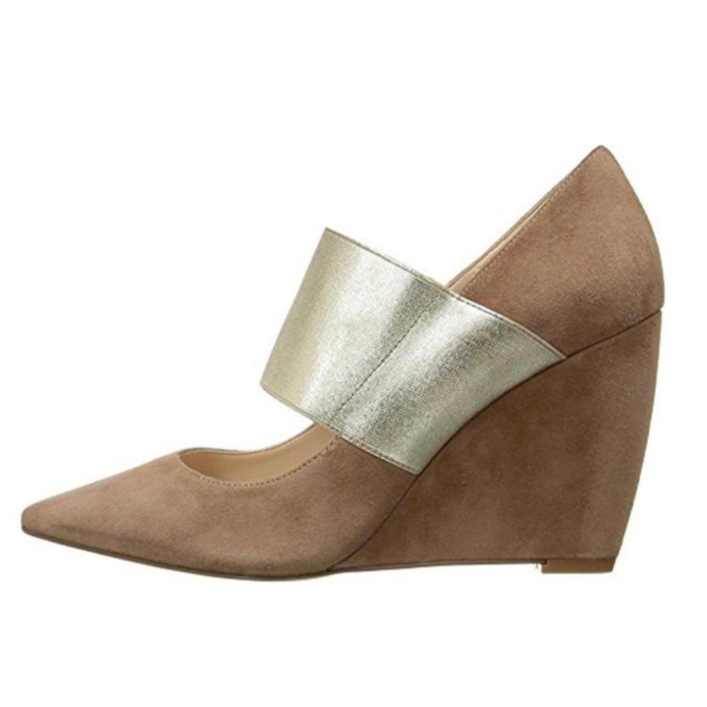 NINE WEST Vondra Suede Wedge Pump 7.5 M